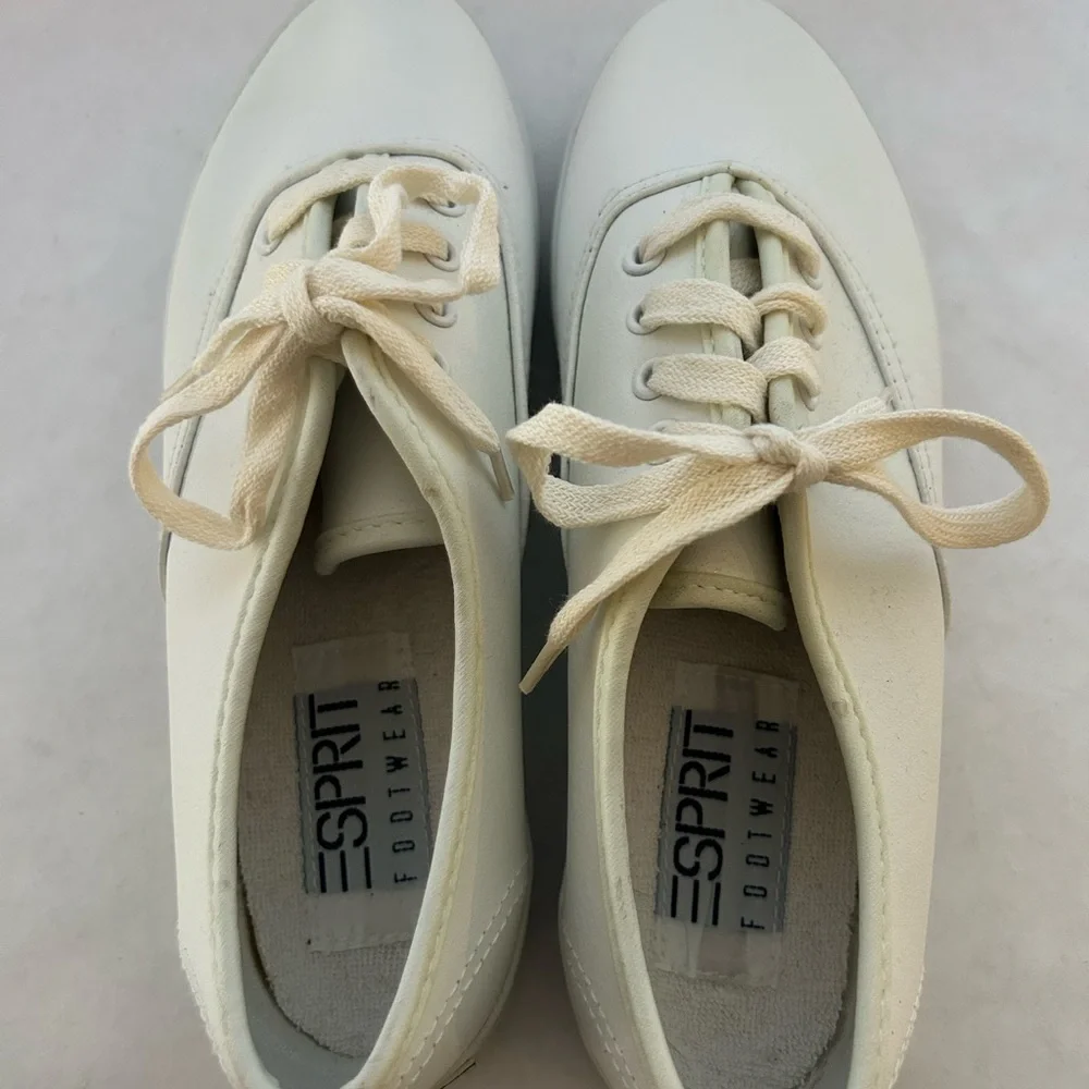 Esprit Leather White‎ Lace Up “Emily” Size 6 Tennis Sneakers NWOT Vintage